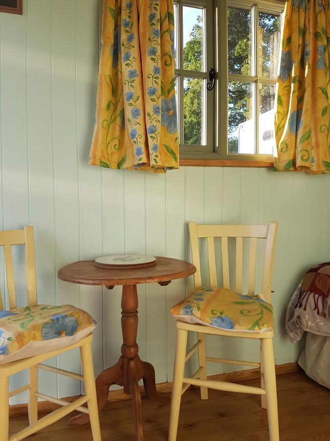 Shepherds Hut Dolly Wagon Keswick  Bagian luar foto